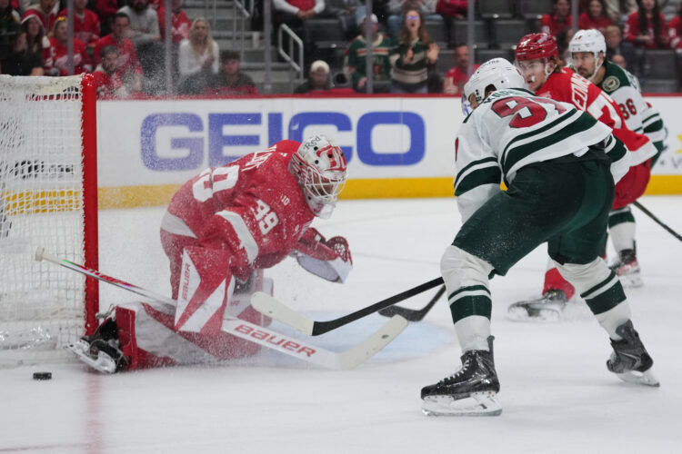 NHL's East playoff race shaken up as the Flyers rise, Red Wings fall and Islanders fire their coach